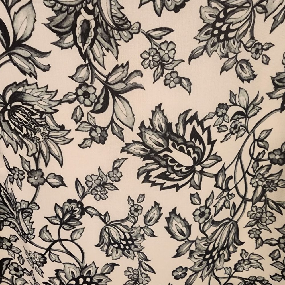 WHBM Flounce-sleeve Blouse, Size 6, EUC - Picture 5 of 8